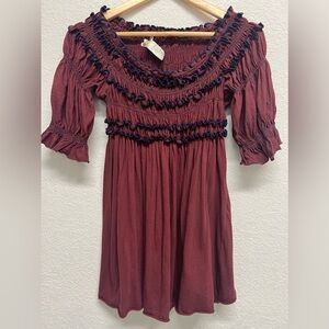Chelsea and Violet Babydoll Burgundy Smocked Top L